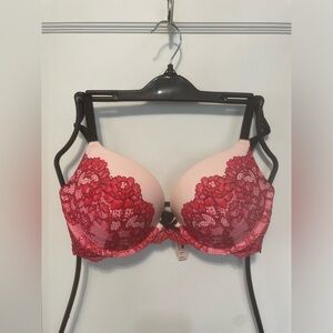NWT VS Dream Angels Lace Push-Up Bra